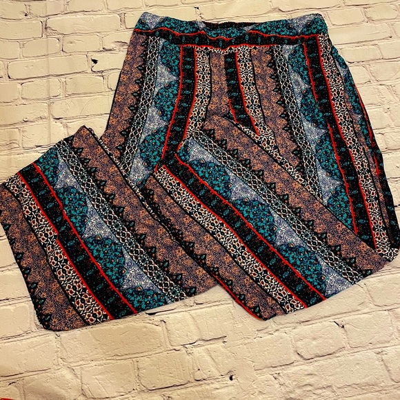 Pants - Loose Aztec print palazzo pants